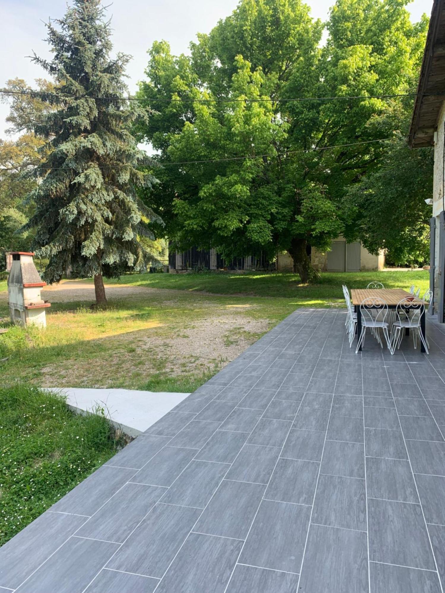 Maison D'Emmannaelle Auros Exteriör bild